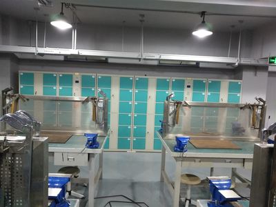 復(fù)旦附中自動寄存柜項(xiàng)目交接完成